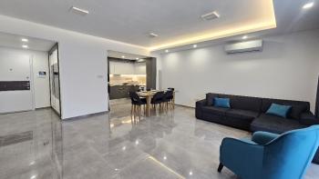 KKTC, Iskelede muhteşem yaşam tarzı bir site içeresinde taşınmaya hazır satılık 1+1 Daire