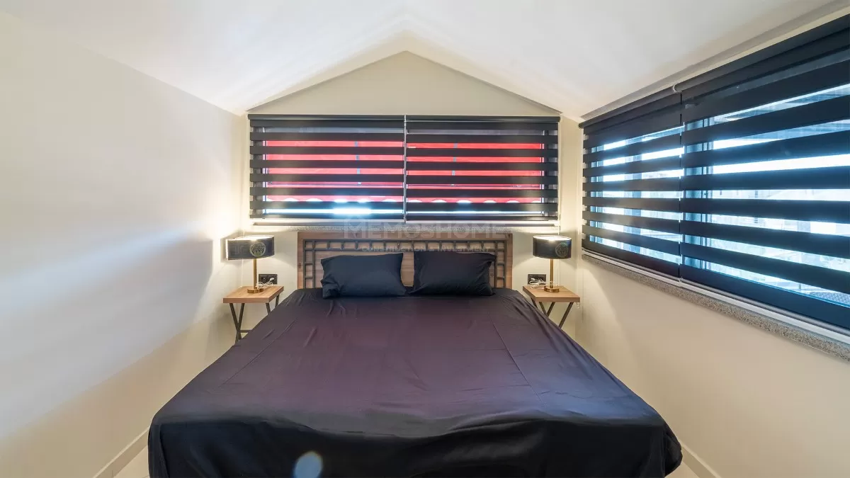 4+1 by the Beach in Oba