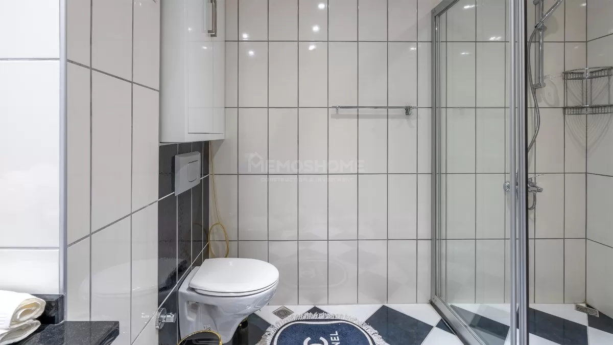 4+1 by the Beach in Oba