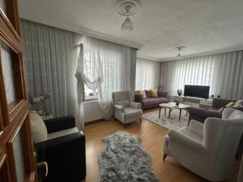 KEMALPAŞA MAHALLESİNDE ARA KATTA SATILIK DAİRE