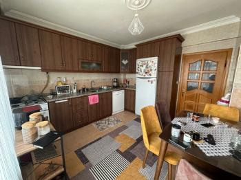 KEMALPAŞA MAHALLESİNDE ARA KATTA SATILIK DAİRE