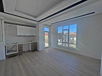 AFYON ÜÇOK EMLAKTAN CUMHURİYET MAH SATILIK 2+1 SIFIR LÜKS DAİRE