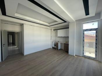 AFYON ÜÇOK EMLAKTAN CUMHURİYET MAH SATILIK 2+1 SIFIR LÜKS DAİRE