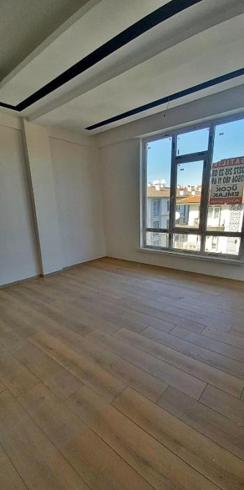 AFYON ÜÇOK EMLAKTAN CUMHURİYET MAH SATILIK 2+1 SIFIR LÜKS DAİRE
