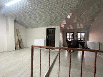 AFYON ÜÇOK EMLAKTAN AKMESCİT MAH SATILIK İÇİ FULL YAPILIK 3+1 MÜSTAKİL EV