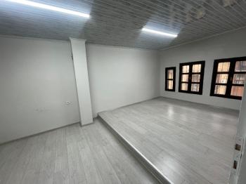 AFYON ÜÇOK EMLAKTAN AKMESCİT MAH SATILIK İÇİ FULL YAPILIK 3+1 MÜSTAKİL EV