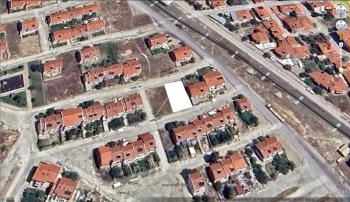 AFYON ÜÇOK EMLAKTAN OSMANGAZİ MAH SATILIK 350M² ARSA