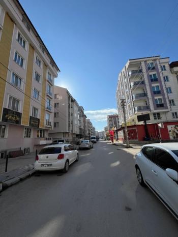 AFYON ÜÇOK EMLAKTAN ERENLER MAH. SATILIK 2+0 EŞYALI YATIRIMLIK DAİRE