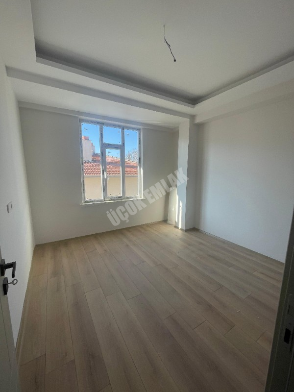 AFYON ÜÇOK EMLAKTAN CUMHURİYET MAH SATILIK 2+1 SIFIR LÜKS DAİRE