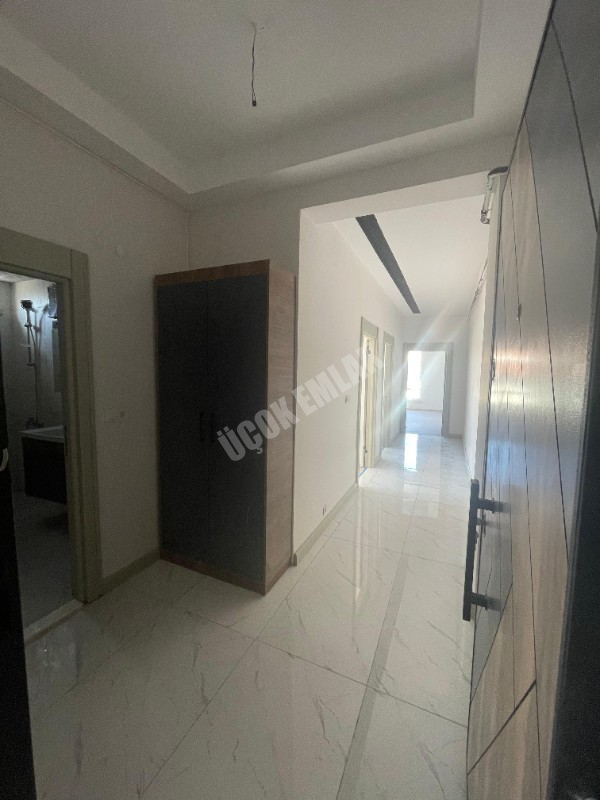 AFYON ÜÇOK EMLAKTAN CUMHURİYET MAH SATILIK 2+1 SIFIR LÜKS DAİRE