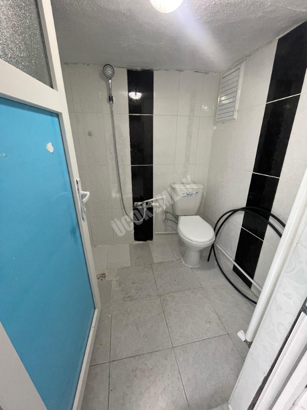 AFYON ÜÇOK EMLAKTAN AKMESCİT MAH SATILIK İÇİ FULL YAPILIK 3+1 MÜSTAKİL EV