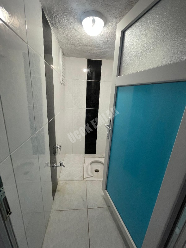 AFYON ÜÇOK EMLAKTAN AKMESCİT MAH SATILIK İÇİ FULL YAPILIK 3+1 MÜSTAKİL EV