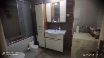 Antre Emlak'tan Satılık Bozyaka Bahar Mahallesinde 3+1 Doğalgazlı Otoparklı 130 M2 Bakımlı Daire