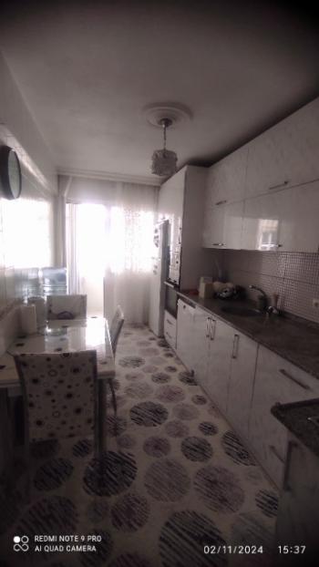 Antre Emlak'tan Satılık Bozyaka Bahar Mahallesinde 3+1 Doğalgazlı Otoparklı 130 M2 Bakımlı Daire