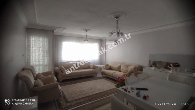 Antre Emlak'tan Satılık Bozyaka Bahar Mahallesinde 3+1 Doğalgazlı Otoparklı 130 M2 Bakımlı Daire