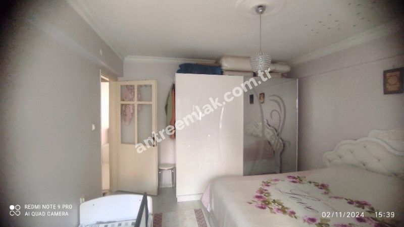 Antre Emlak'tan Satılık Bozyaka Bahar Mahallesinde 3+1 Doğalgazlı Otoparklı 130 M2 Bakımlı Daire