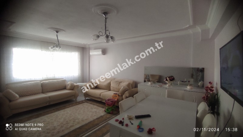 Antre Emlak'tan Satılık Bozyaka Bahar Mahallesinde 3+1 Doğalgazlı Otoparklı 130 M2 Bakımlı Daire
