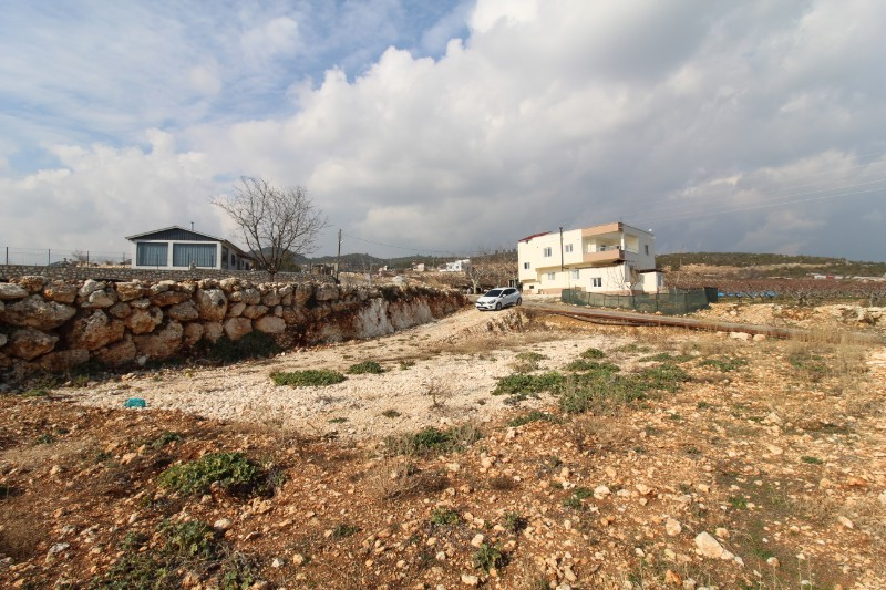 ASLAN'DAN SIRAÇ'TA 250 M2 VİLLA YAPIMINA UYGUN,DENİZ MANZ. TARLA