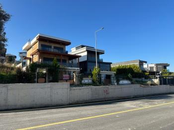 KUŞADASI SOĞUCAKTA TEK MÜSTAKİL SIFIR VİLLA