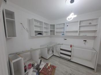 KUŞADASI MERKEZDE FULL TADİLAT YAPILAN DAİRE