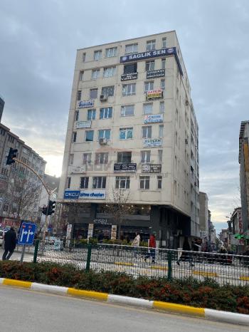 GÜVENAY - ÇORUM GAZİ CADDESİ ÜZERİ CADDE CEPHE 3+1 OFİS
