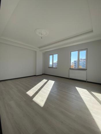 GÜVENAY - ÇORUM DOĞA KOLEJİ YAKINI SIFIR ARA KAT 3+1 DAİRE 