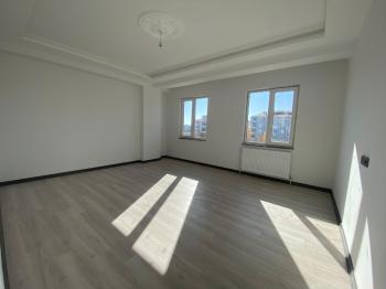 GÜVENAY - ÇORUM DOĞA KOLEJİ YAKINI SIFIR ARA KAT 3+1 DAİRE 