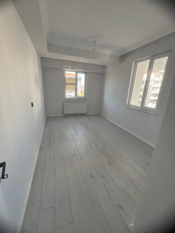 GÜVENAY - ÇORUM ULUKAVAK MEHMETCİK ANADOLU LİSESİ KARŞISI 3+1 SATILIK DAİRE 