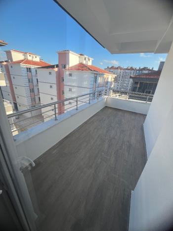 GÜVENAY - ÇORUM ULUKAVAK MEHMETCİK ANADOLU LİSESİ KARŞISI 3+1 SATILIK DAİRE 