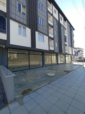 GÜVENAY - ÇORUM ULUKAVAK MEHMETCİK ANADOLU LİSESİ KARŞISI 220 M² KİRALIK DÜKKAN 