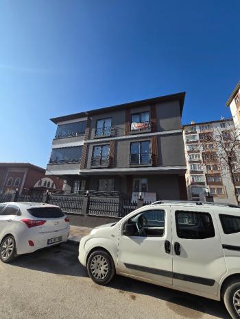 GÜVENAY - ÇORUM PAZARTESİ PAZARI YAKINI SATILIK DAİRE