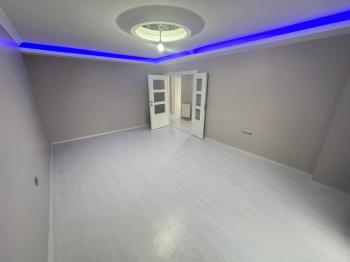 GÜVENAY - ÇORUM DR. SADIK AHMET CADDESİ SİTE İÇİ 3+1 BAKIMLI KİRALIK DAİRE
