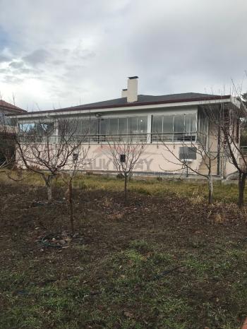 GÜVENAY - ÇORUM  AYARIK BAĞLARINDA 993 M² SATILIK BAĞ EVİ 