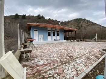 Güvenay - Çorum İskilip Merkezine 5 km Mesafede – 1.212 m² Müstakil Tapulu Bağ Evi