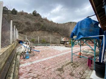 Güvenay - Çorum İskilip Merkezine 5 km Mesafede – 1.212 m² Müstakil Tapulu Bağ Evi