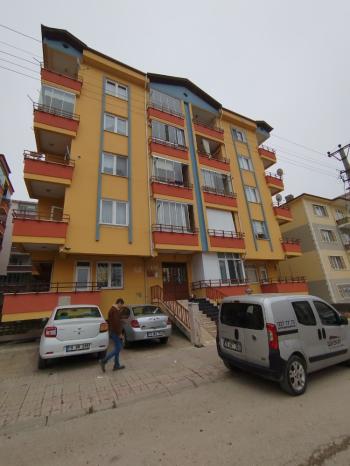 GÜVENAY - ÇORUM BAHÇELİEVLER CUMARTESİ PAZAR YAKINI  2+1 KİRALIK DAİRE