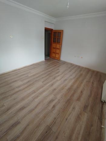 GÜVENAY - ÇORUM BAHÇELİEVLER CUMARTESİ PAZAR YAKINI  2+1 KİRALIK DAİRE