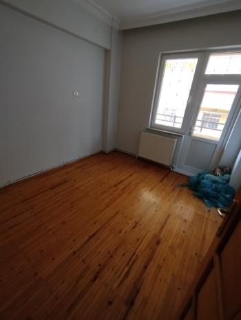 GÜVENAY - ÇORUM BAHÇELİEVLER CUMARTESİ PAZAR YAKINI  2+1 KİRALIK DAİRE