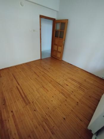 GÜVENAY - ÇORUM BAHÇELİEVLER CUMARTESİ PAZAR YAKINI  2+1 KİRALIK DAİRE