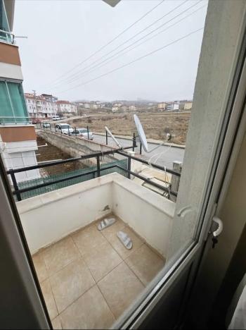 GÜVENAY - ÇORUM YUNUS EMRE İLKOKULU CİVARI SATILIK 3+1 DAİRE