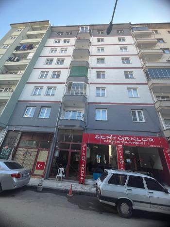 GÜVENAY - ÇORUM YAZI ÇARŞI HALK EĞİTİM YANI SATILIK 3+1 DAİRE