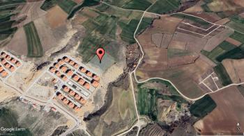 GÜVENAY - ÇORUM KURUÇAY TOKİ BİTİŞİĞİ İMARA SINIR SATILIK 13 DÖNÜM TARLA
