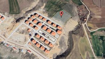 GÜVENAY - ÇORUM KURUÇAY TOKİ BİTİŞİĞİ İMARA SINIR SATILIK 13 DÖNÜM TARLA