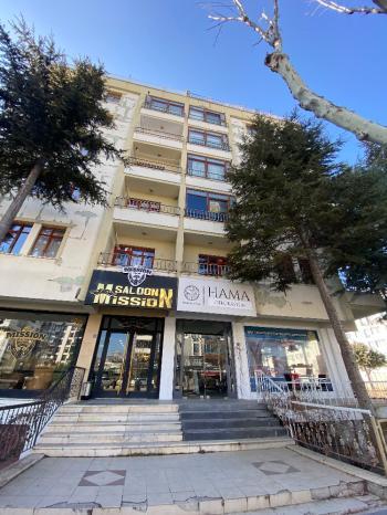 GÜVENAY - ÇORUM DR. İLHAN GÜREL CADDE ÜZERİ 3+1 KİRALIK DAİRE 