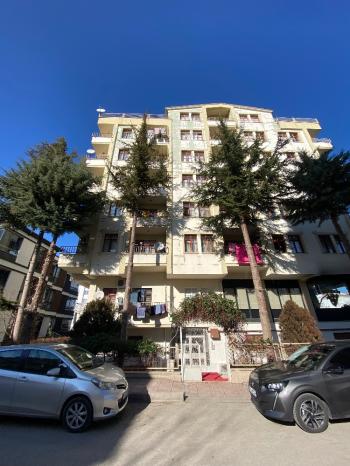 GÜVENAY - ÇORUM DR. İLHAN GÜREL CADDE ÜZERİ 3+1 KİRALIK DAİRE 