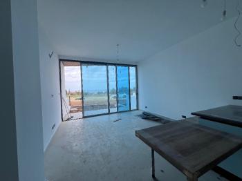 Çatalkoy Bolgesinde Dag ve Deniz Manzarali Dubleks Daireler