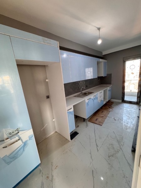Çırçır Metro'ya Yakın Otoparklı Güvenlikli Site'de 9.Kat Sıfır Satılık Daire