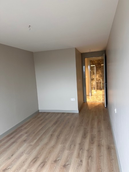 Akşemsettin Siris Yapı 2+1 Ön Cephe Büyük Satılık Daire