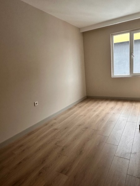 Akşemsettin Siris Yapı 2+1 Ön Cephe Büyük Satılık Daire