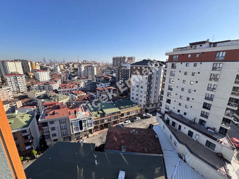 Çırçır Metro'ya Yakın Otoparklı Güvenlikli Site'de 9.Kat Sıfır Satılık Daire